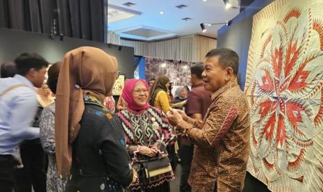 Instalasi Kerajinan DWP BIN Warnai Roepa Merdeka di Balai Sudirman