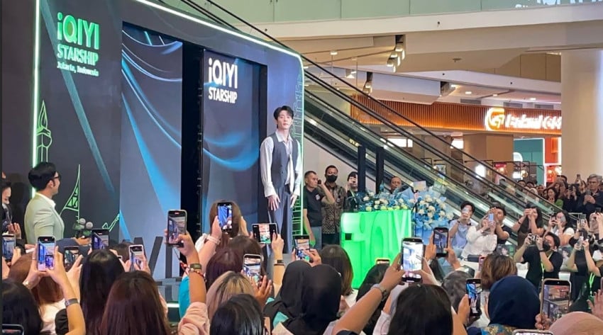 Aktor Tiongkok Cheng Lei Ramaikan Fan Meeting di Gandaria City Jakarta